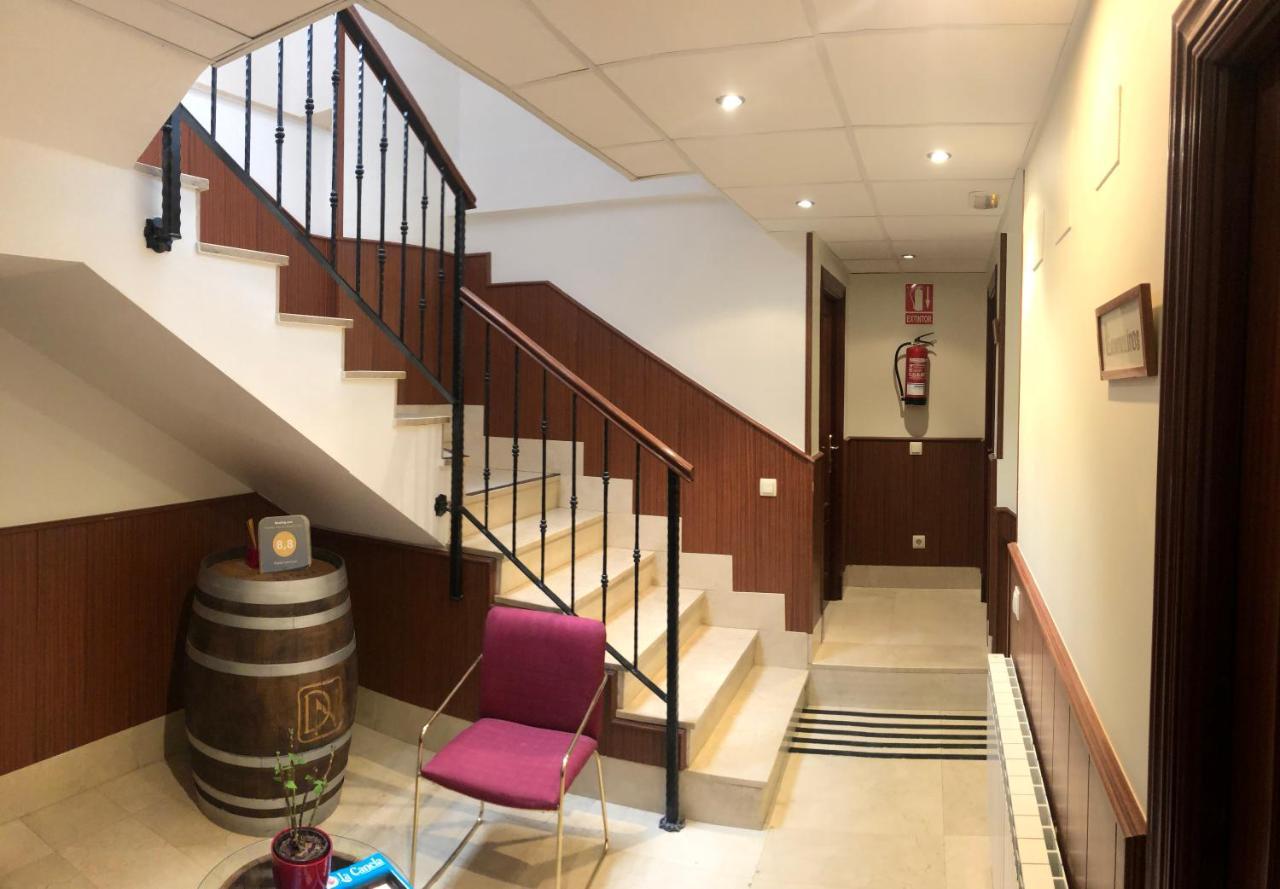 Hostal Labranza Fuenmayor Extérieur photo